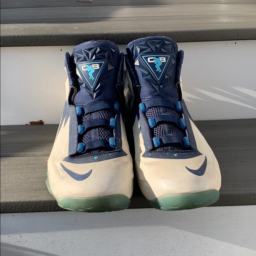 CB Chuck FOAMPOSITS (glow in the dark edition!) - Picture 2 of 5
